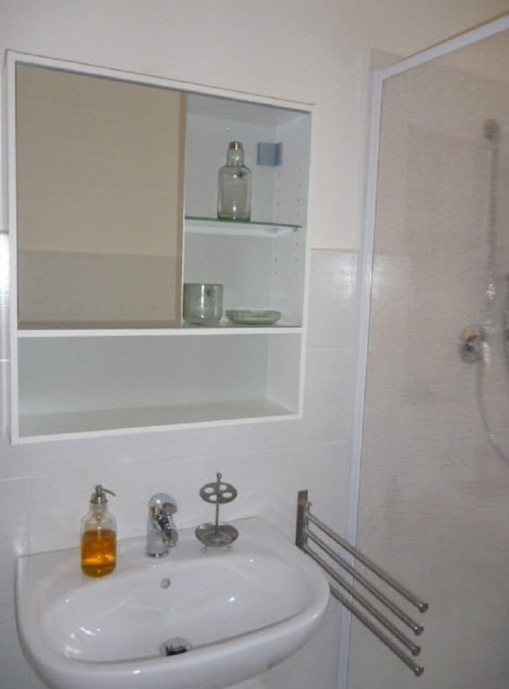 Deluxe Apartment photo 2