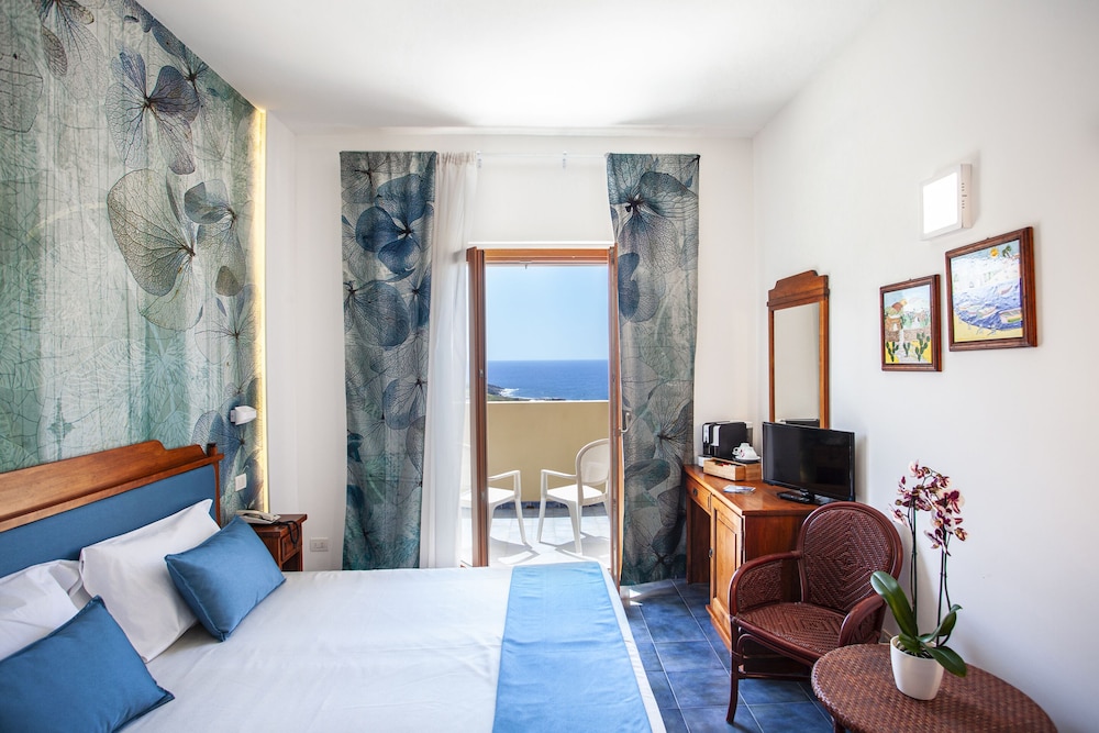 Superior Double Room - Photo 5