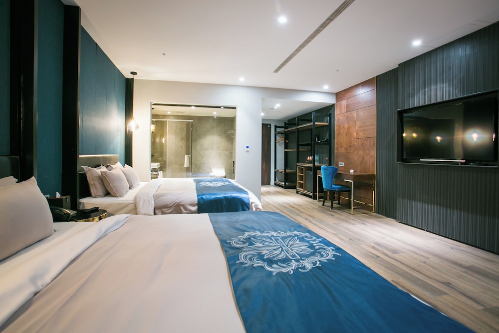 Luxury Twin Room, 2 Queen Beds