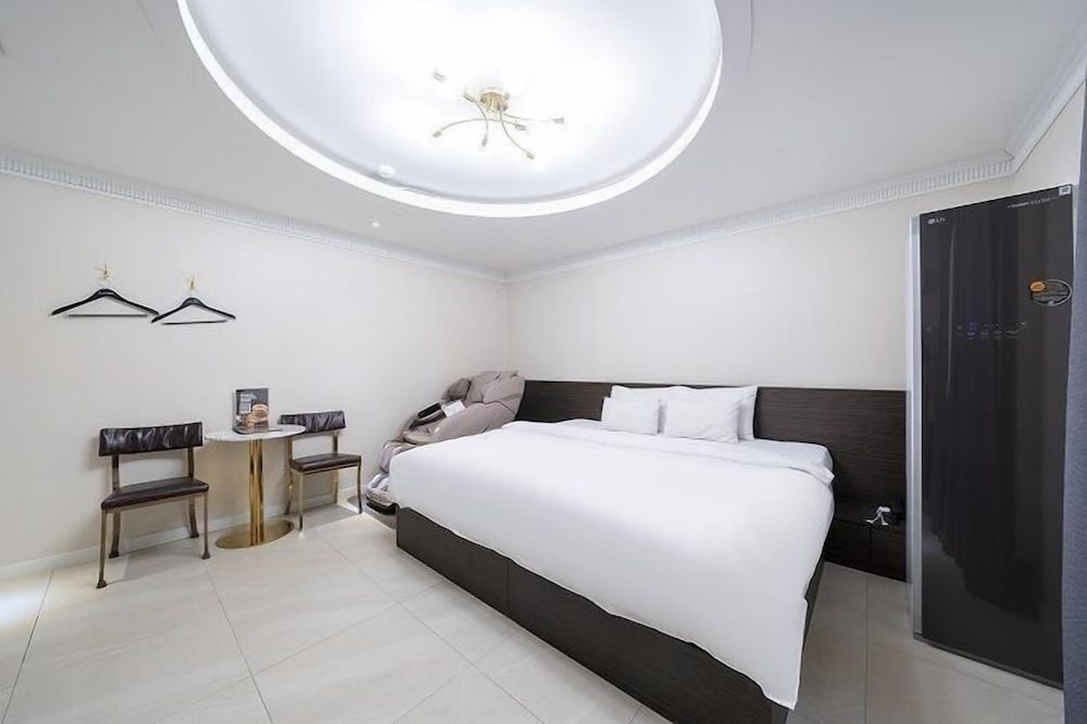 Superior Double Room - Photo 3