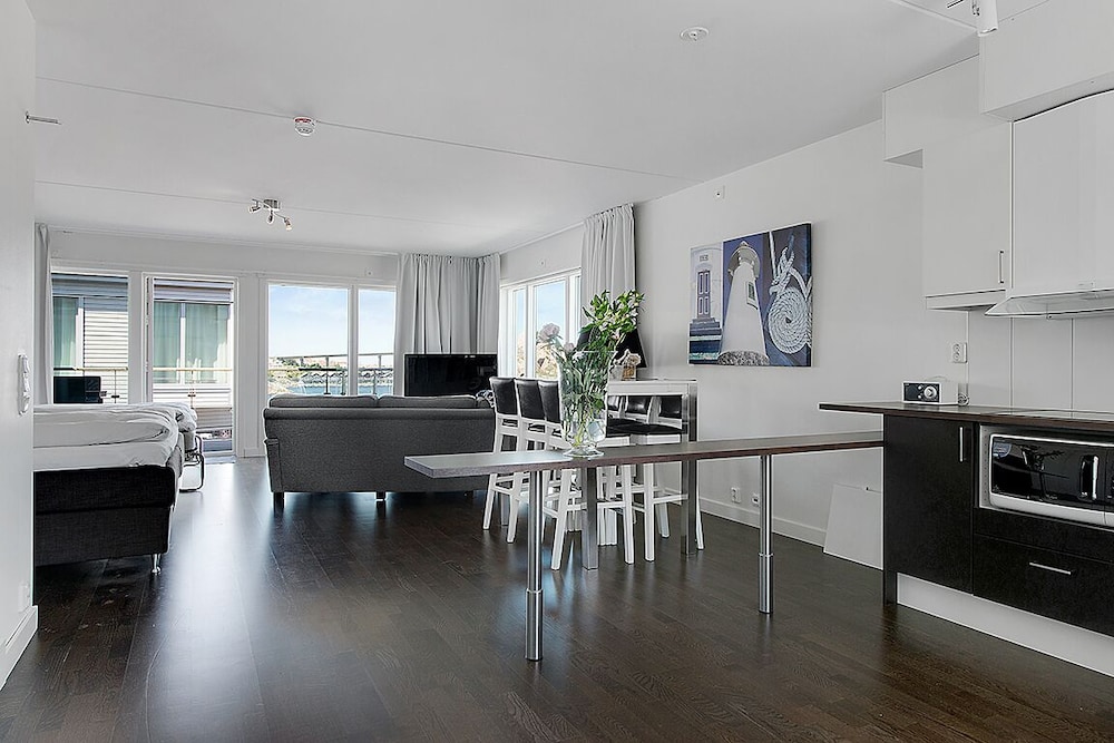 Standard Studio, Partial Sea View (Main building) photo 3