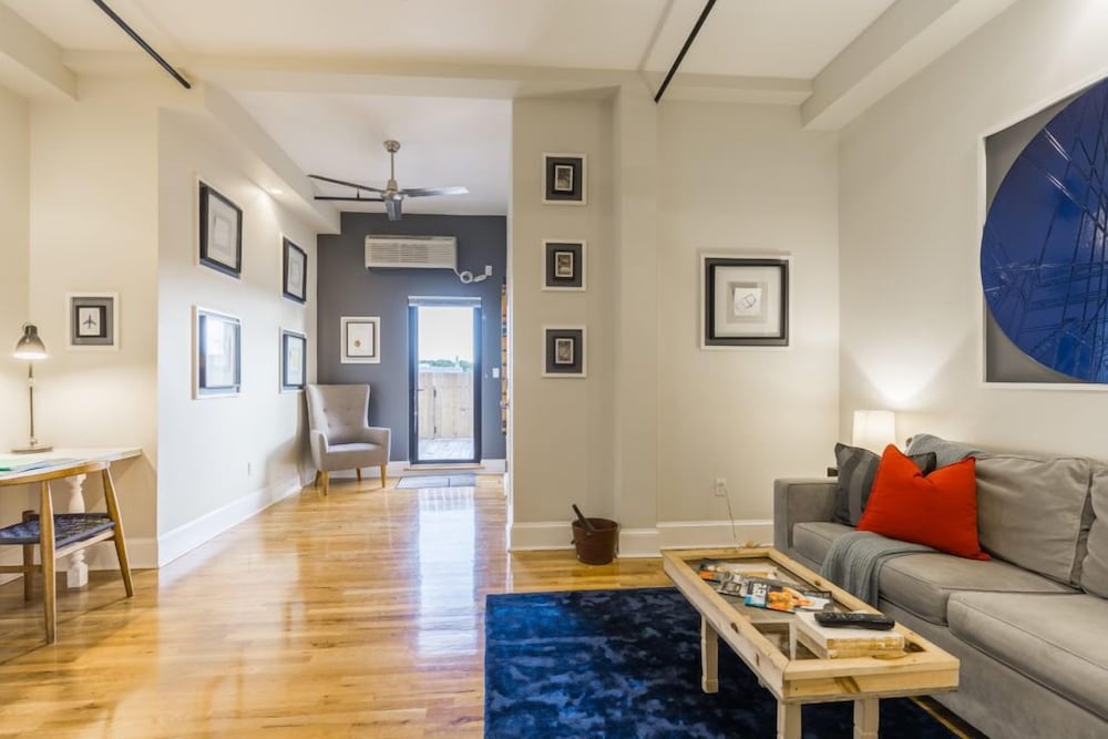 Suite, 1 Bedroom, Balcony photo 1
