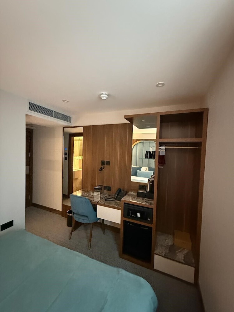 Deluxe Quadruple Room photo 1