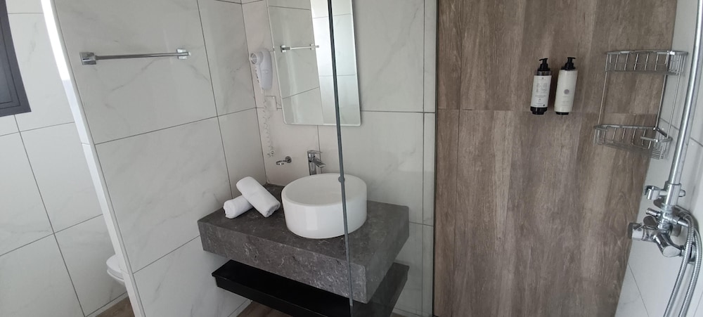 Superior Double Room, Pool View