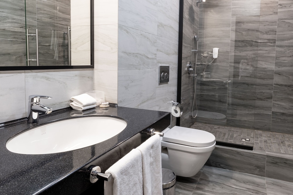 Standard Twin Room - Photo 4
