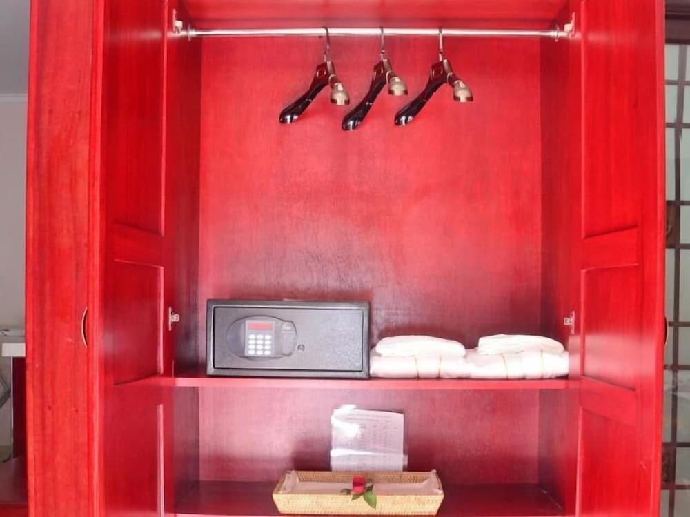 Deluxe Double or Twin Room, City View photo 2