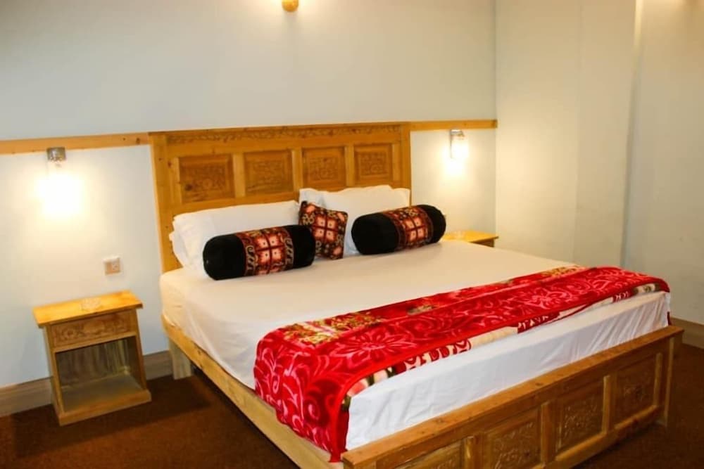 Standard Double or Twin Room photo 3