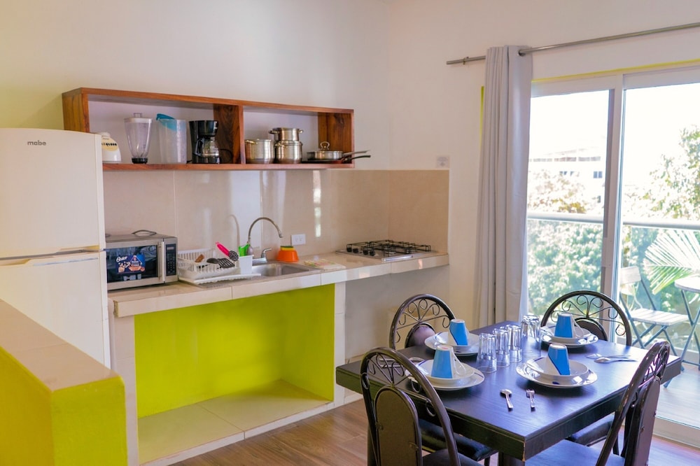 Junior Suite with Balcony - Photo 12