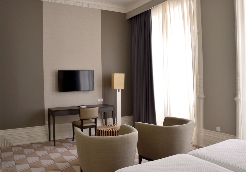 Superior Double or Twin Room - Photo 30