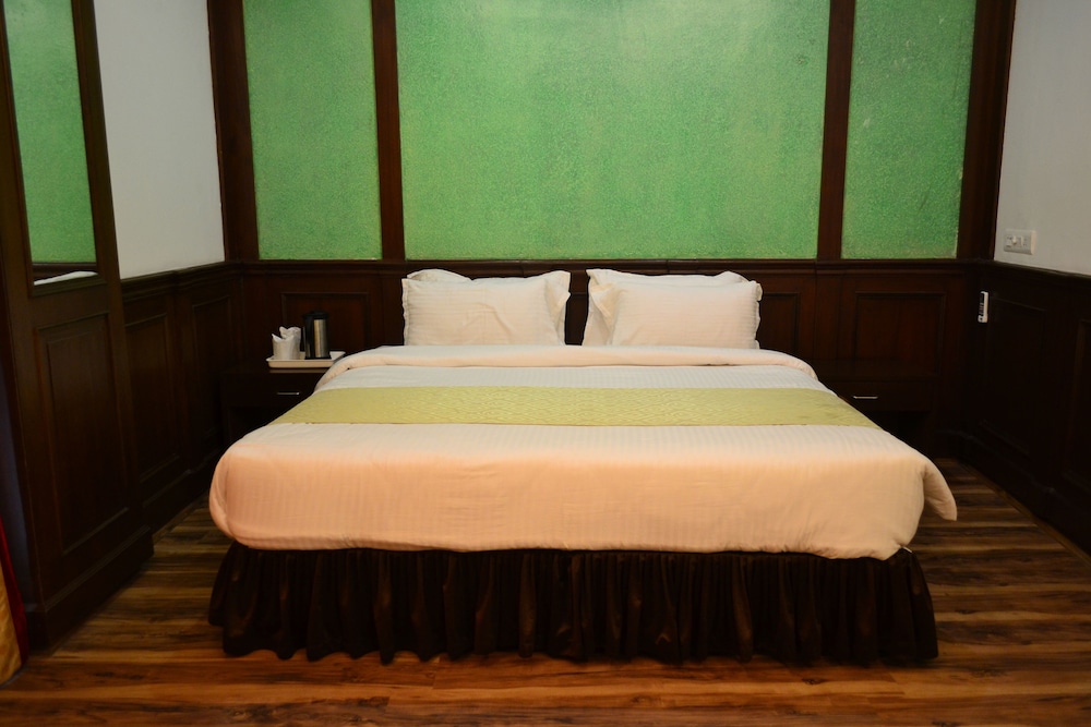Deluxe Room - Photo 1