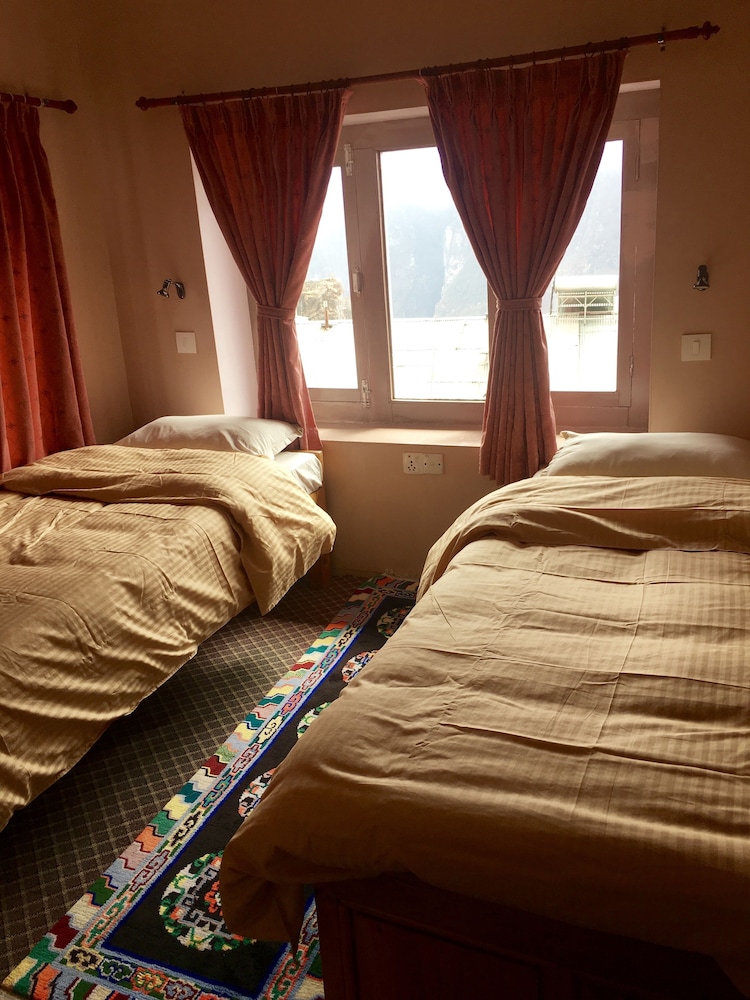 Deluxe Double or Twin Room, Mountain View, Mountainside photo 1