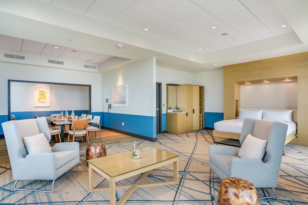Suite, Balcony (Gulf Front)