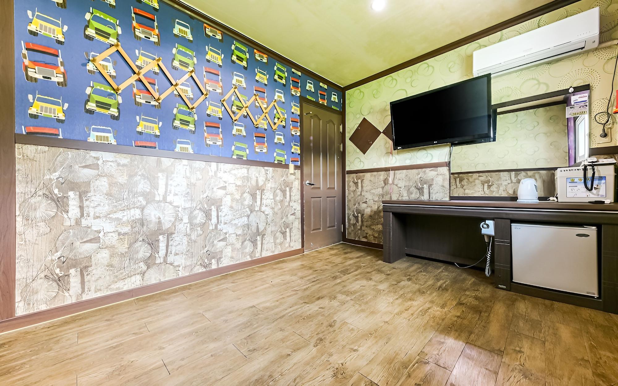 Room (On-dol) - Photo 3