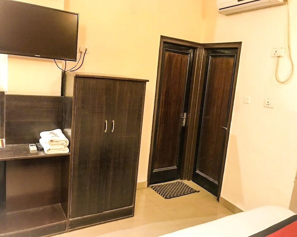 Deluxe Room - Photo 16