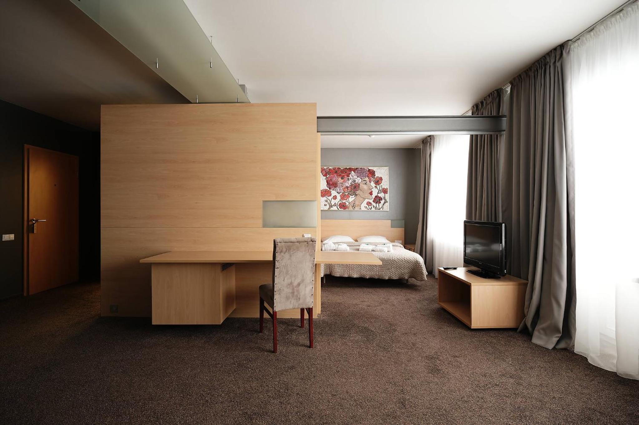 Apartment with Terrace - Photo 1