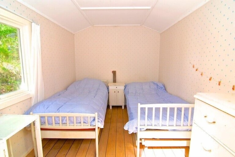 Fisherman's cabin photo 1