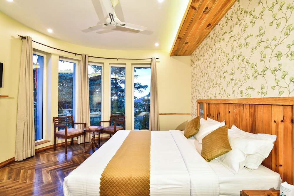 Premium Room - Photo 18