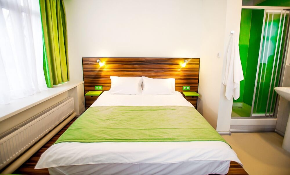 Standard Double Room photo 3