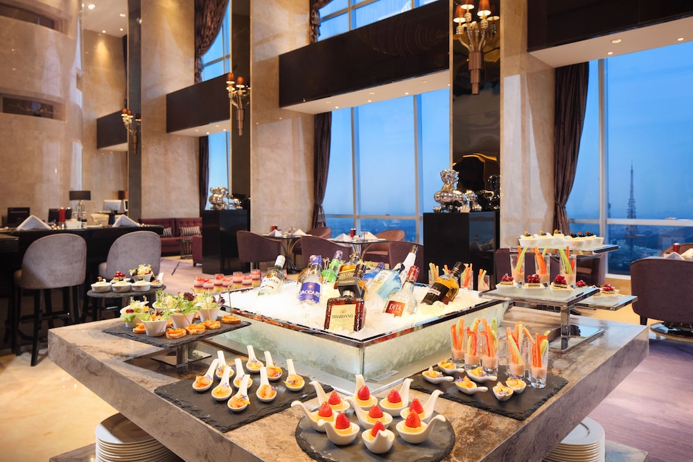 King, Executive Room, Club Lounge Access thumbnail 6