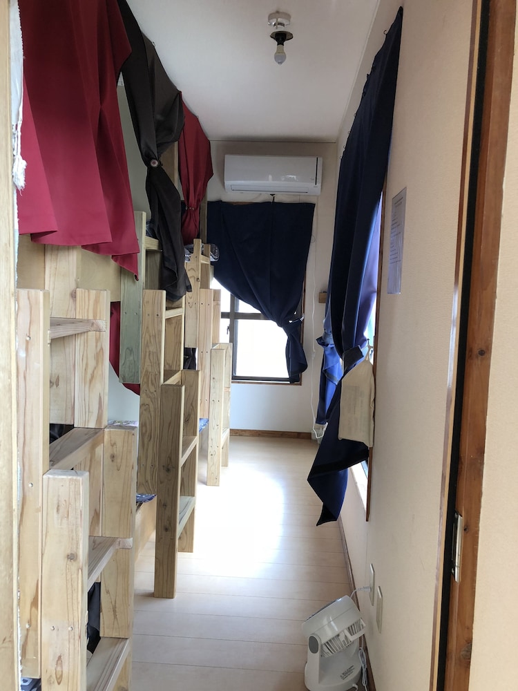 Shared Dormitory, Women only, Shared Bathroom (Max 6 Guests) photo 1