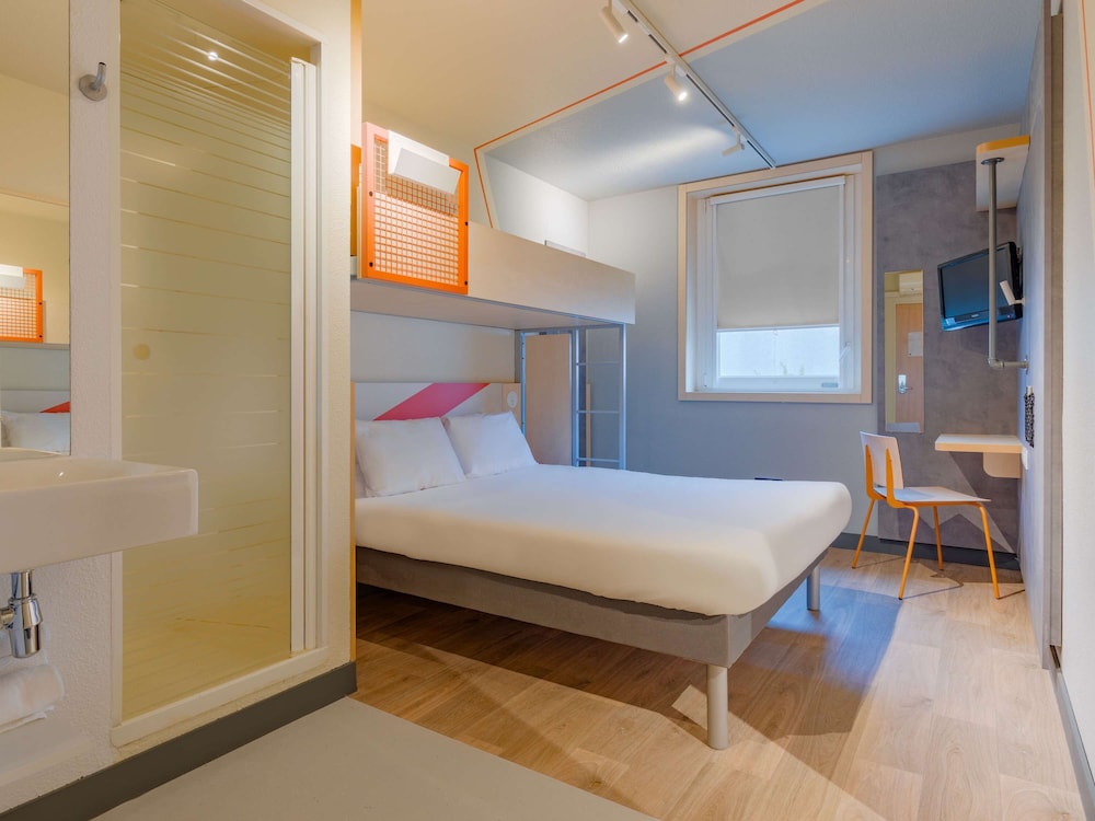 Triple Room, Multiple Beds - Photo 1