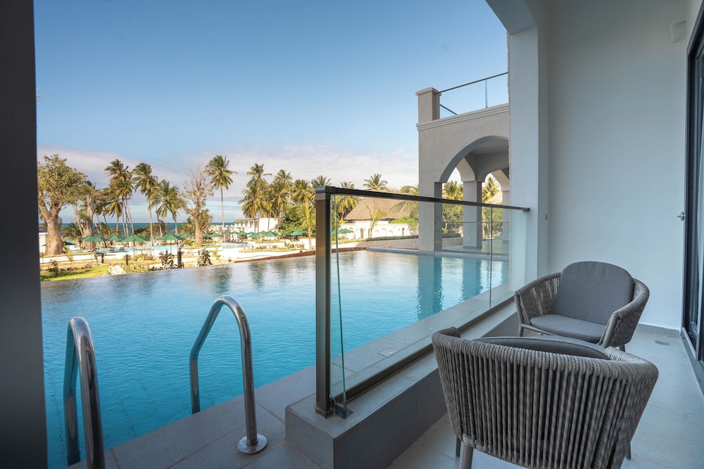 Twin Room, Private Pool, Sea View photo 3