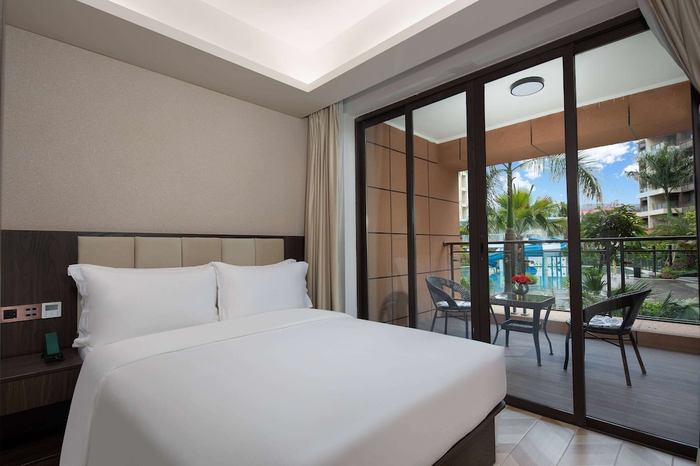 Deluxe Suite, 1 King Bed, Non Smoking
