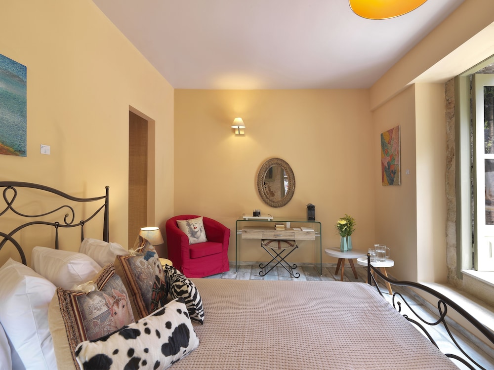 Deluxe Double Room, Ground Floor photo 1