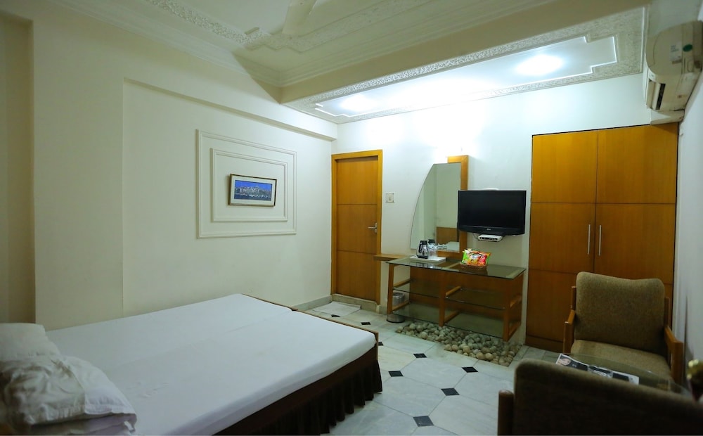 Luxury Room - Photo 10