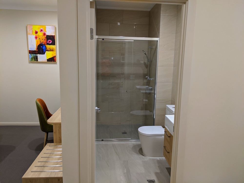 Apartment, 3 Bedrooms, City View - Photo 3