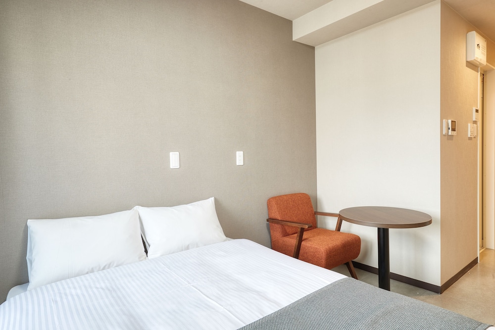 Standard Double Room, Non Smoking - Photo 12