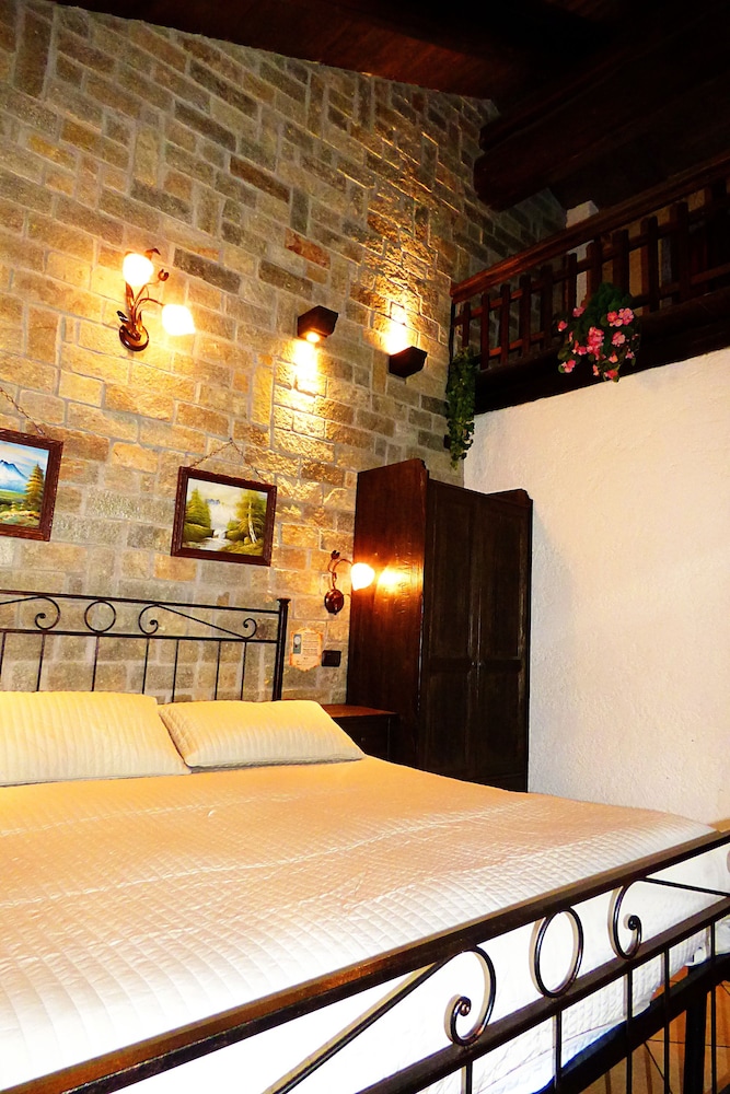 Traditional Room, Mountainside (mansard/attic) photo 2