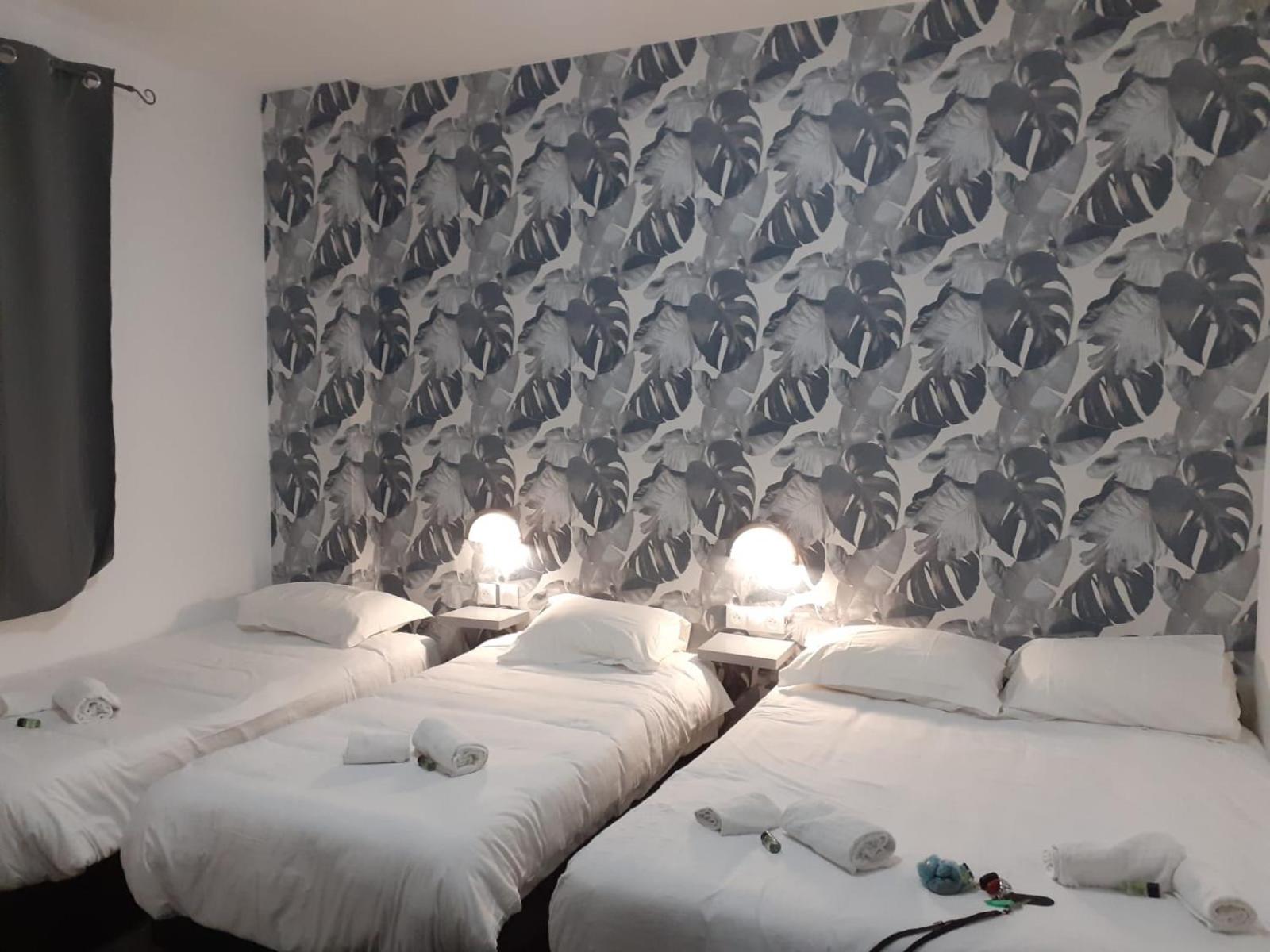 Quadruple Room - Photo 1