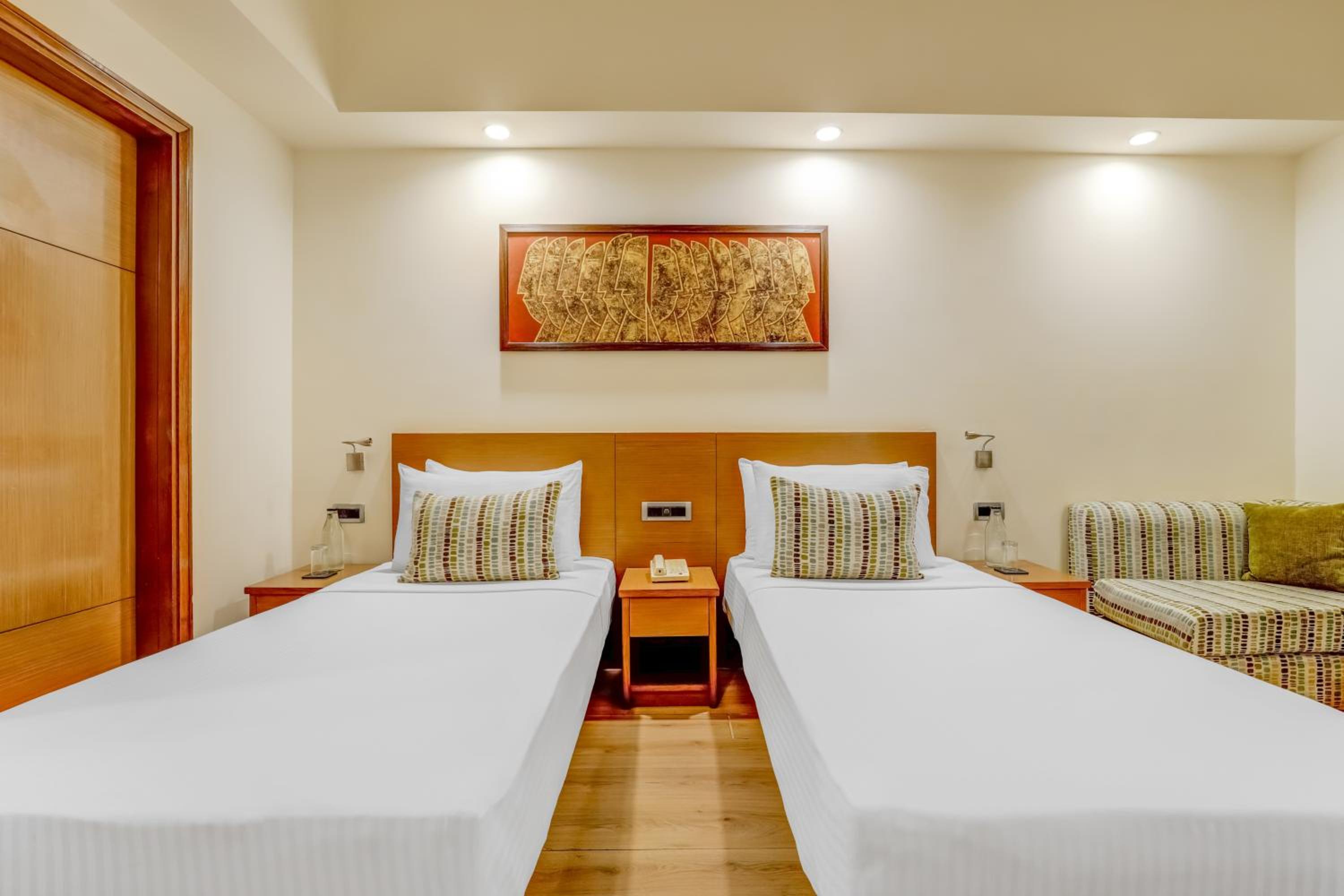 Superior Twin Room (25% off on Two-way Airport Transfer) photo 2