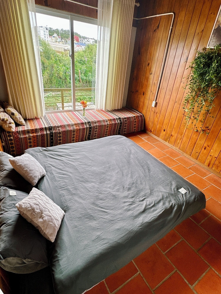 Deluxe Single Room, Garden View
