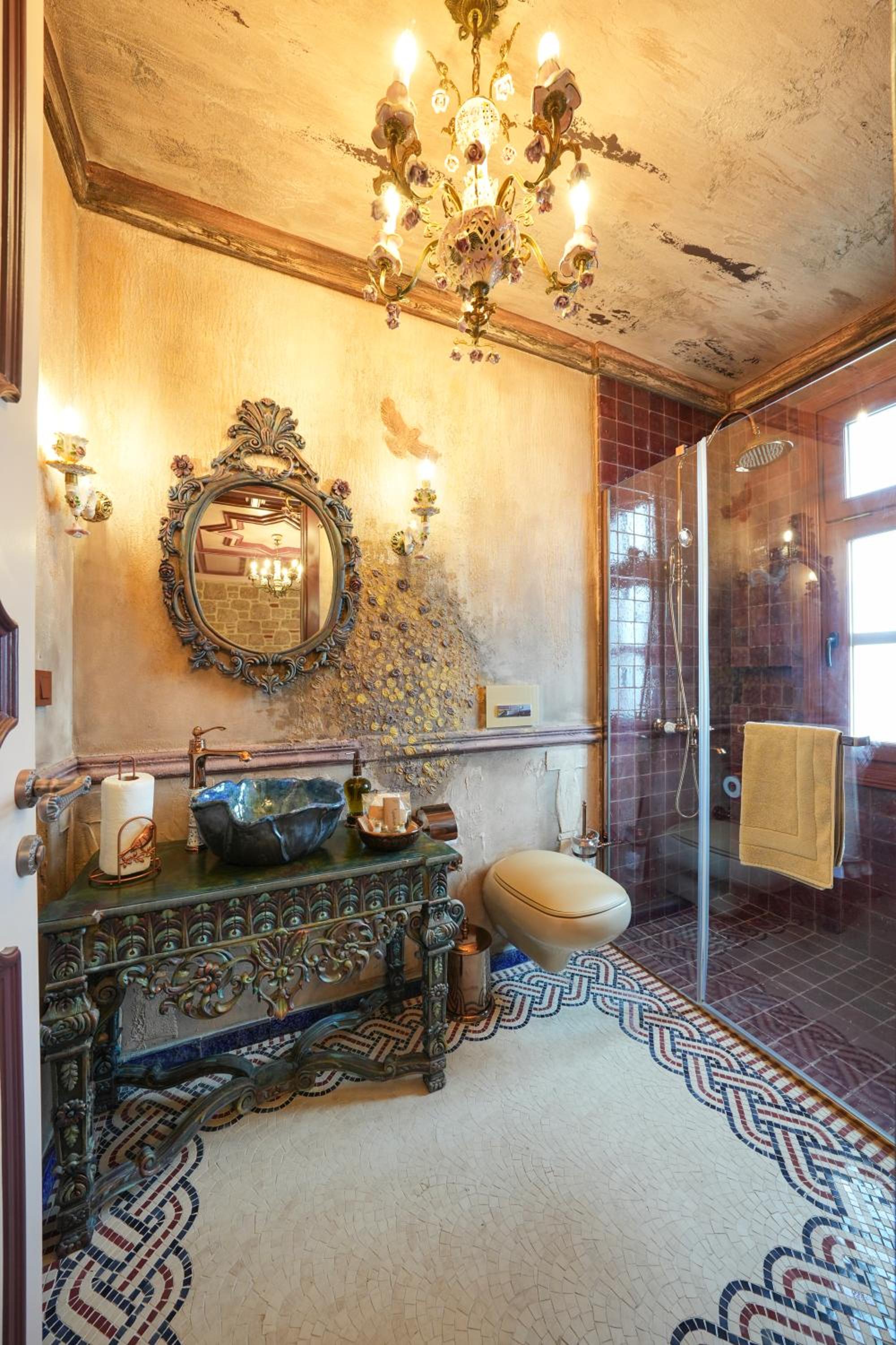 Queen Suite with Sea View - Photo 5