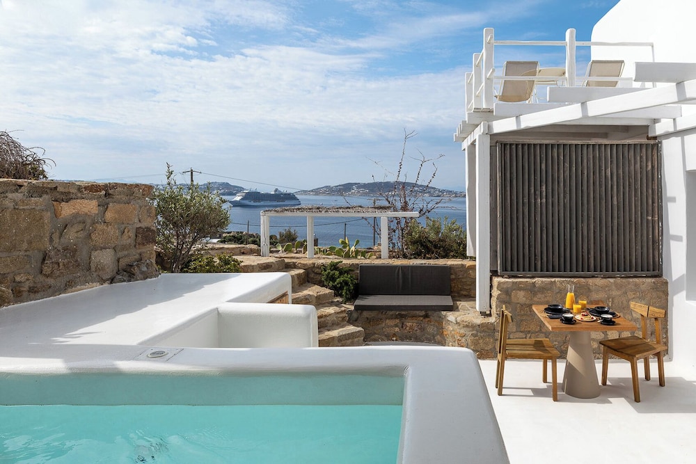 Premium Suite, Sea View (Outdoor Mini Plunge Pool) - Photo 1
