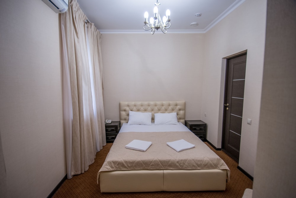 Business Double Room, 1 Queen Bed photo 1