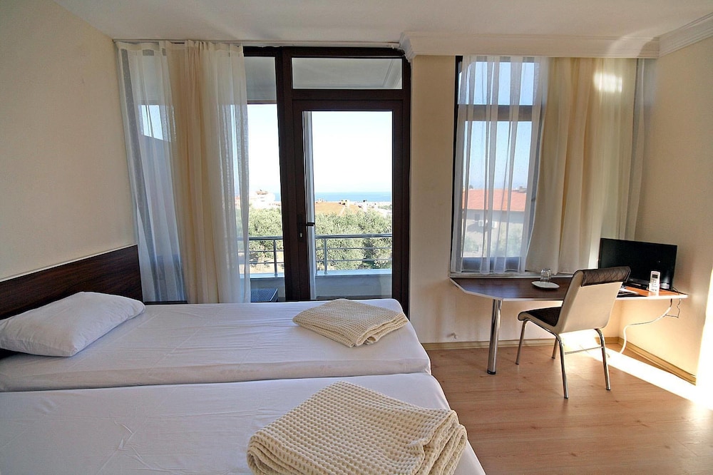 Standard Twin Room photo 1