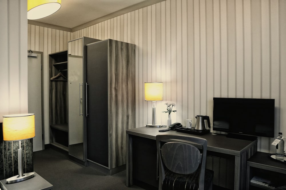 Business Single Room