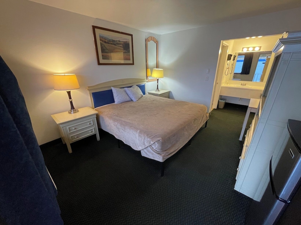 Basic Single Room