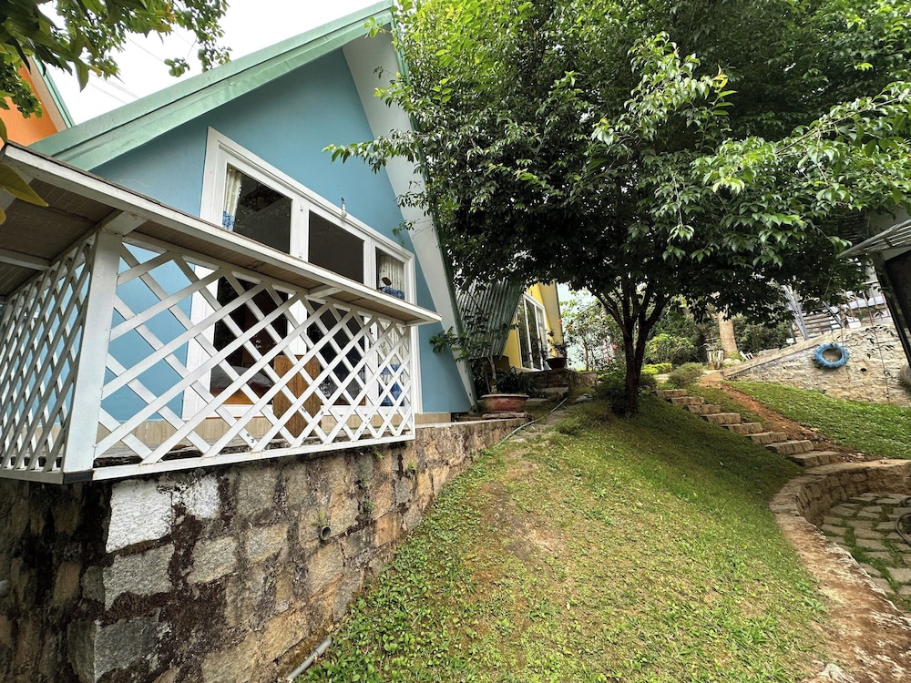 Superior Bungalow, Garden View