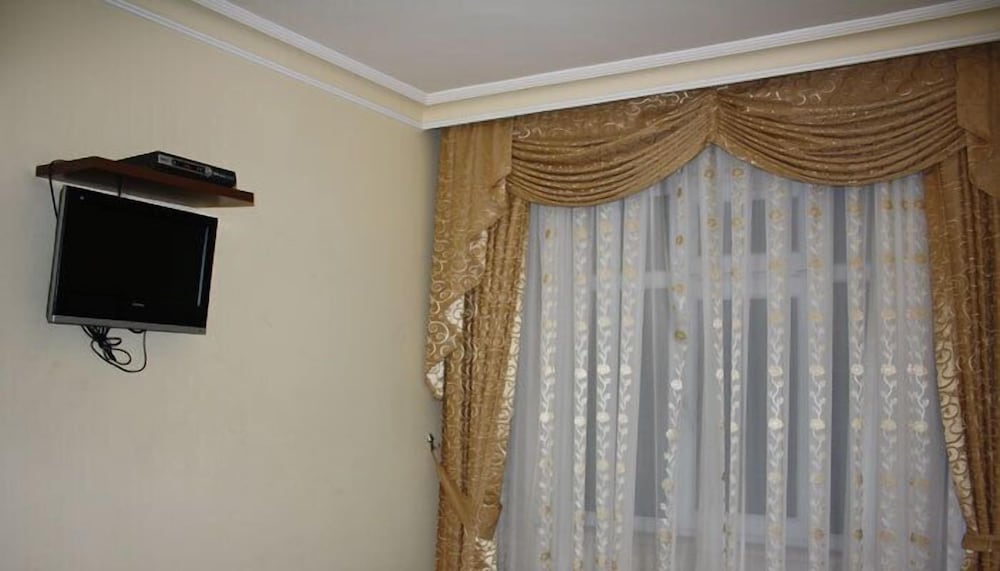 Standard Double Room Single Use photo 2