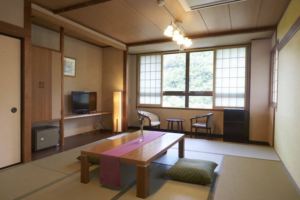 Japanese Style Room for 5 People, Non smoking photo 3