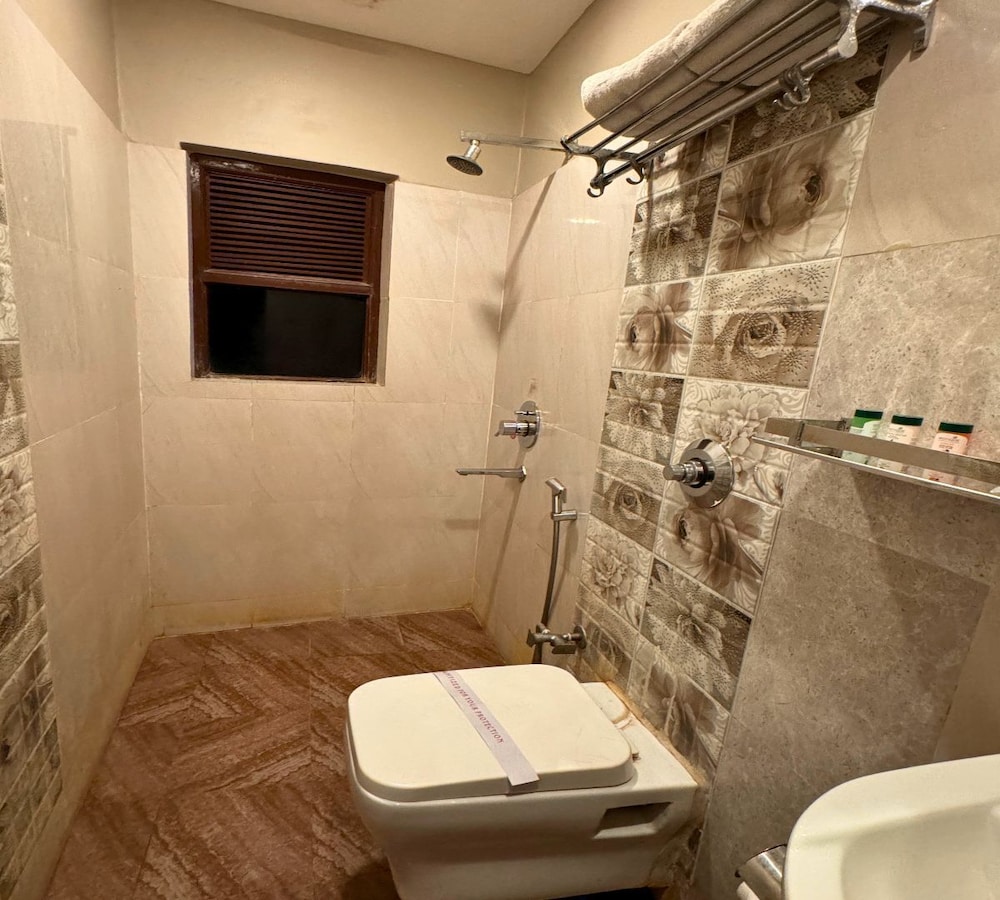 Premium Room - Photo 8
