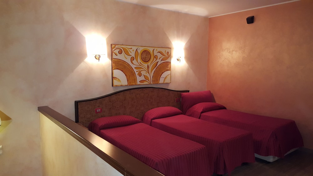 Triple Room photo 3