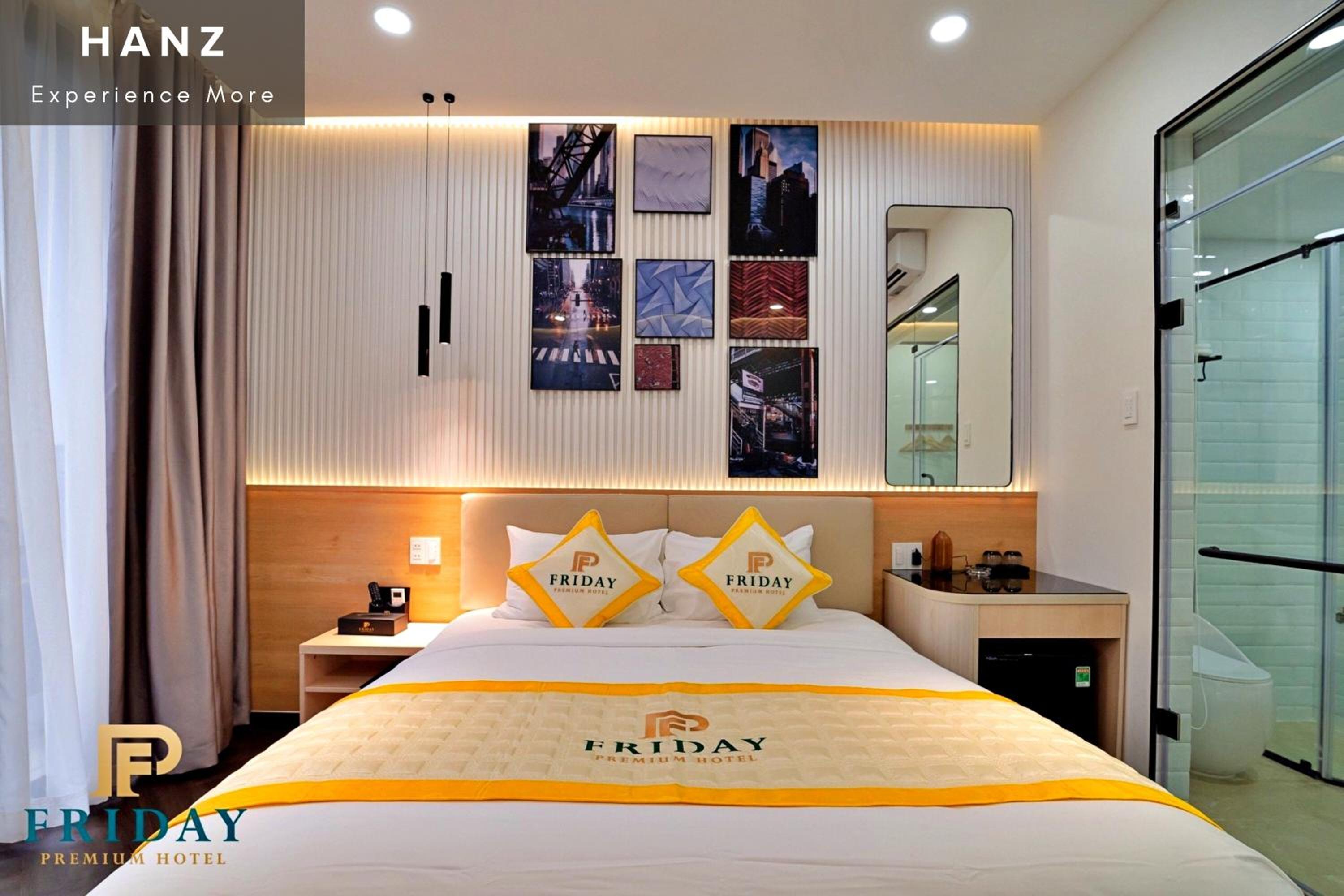 Deluxe Queen Room