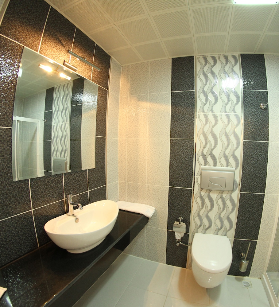 Standard Triple Room photo 2