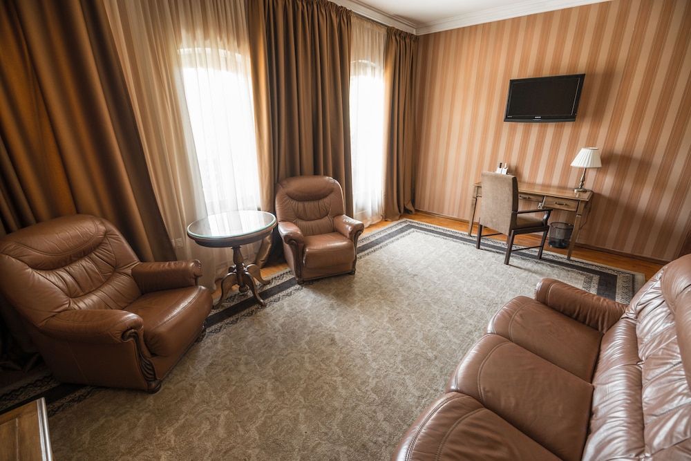 Deluxe Suite, 2 Twin Beds, City View photo 1