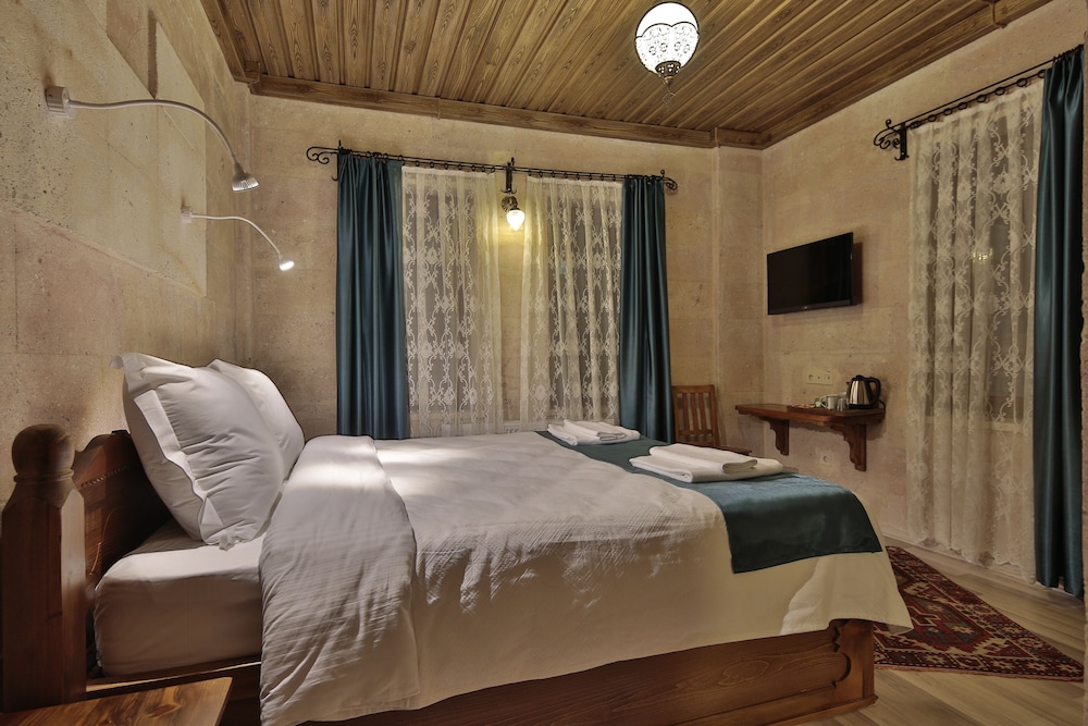 Economy Double Room photo 1